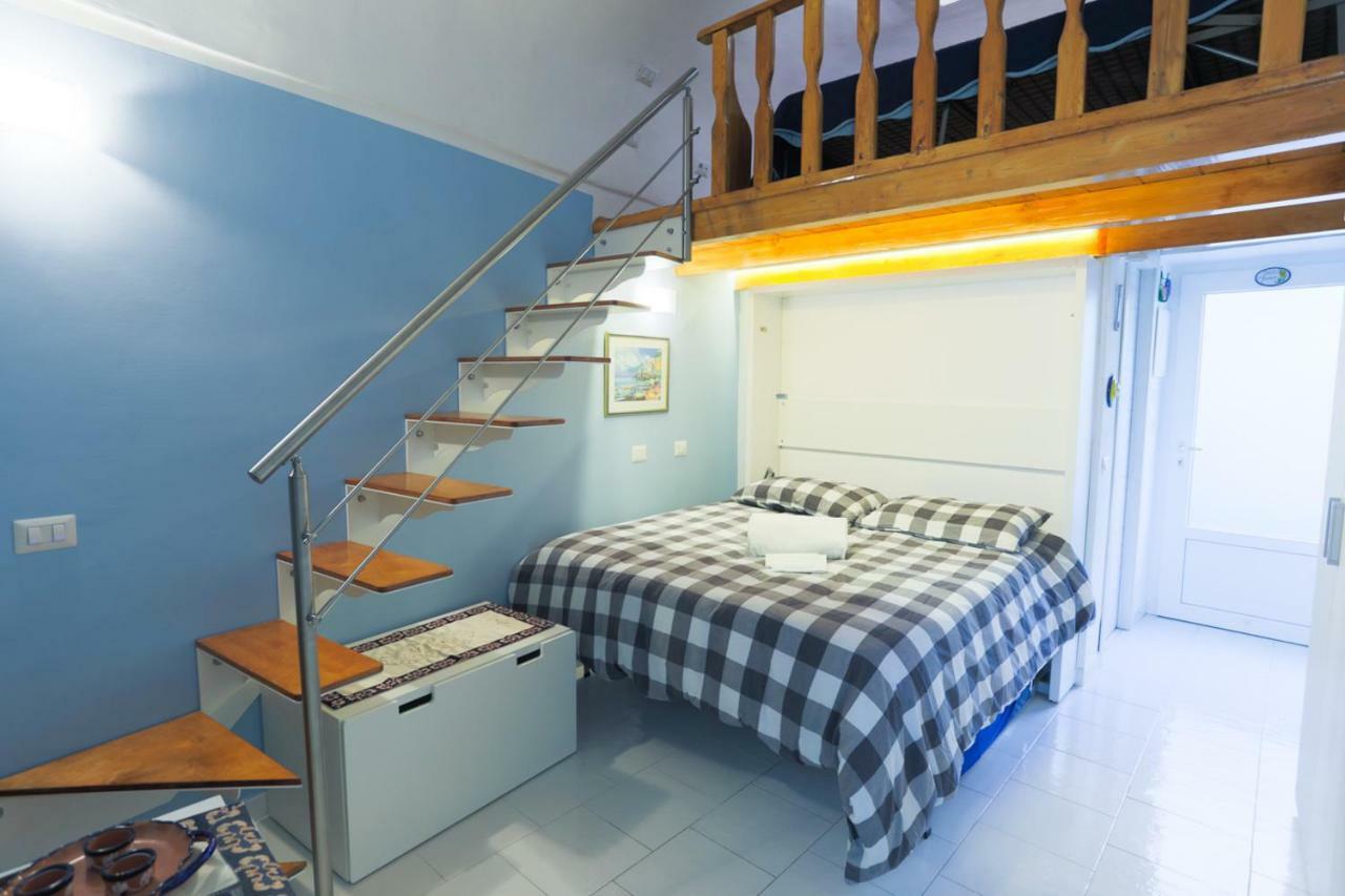 Freeholiday House